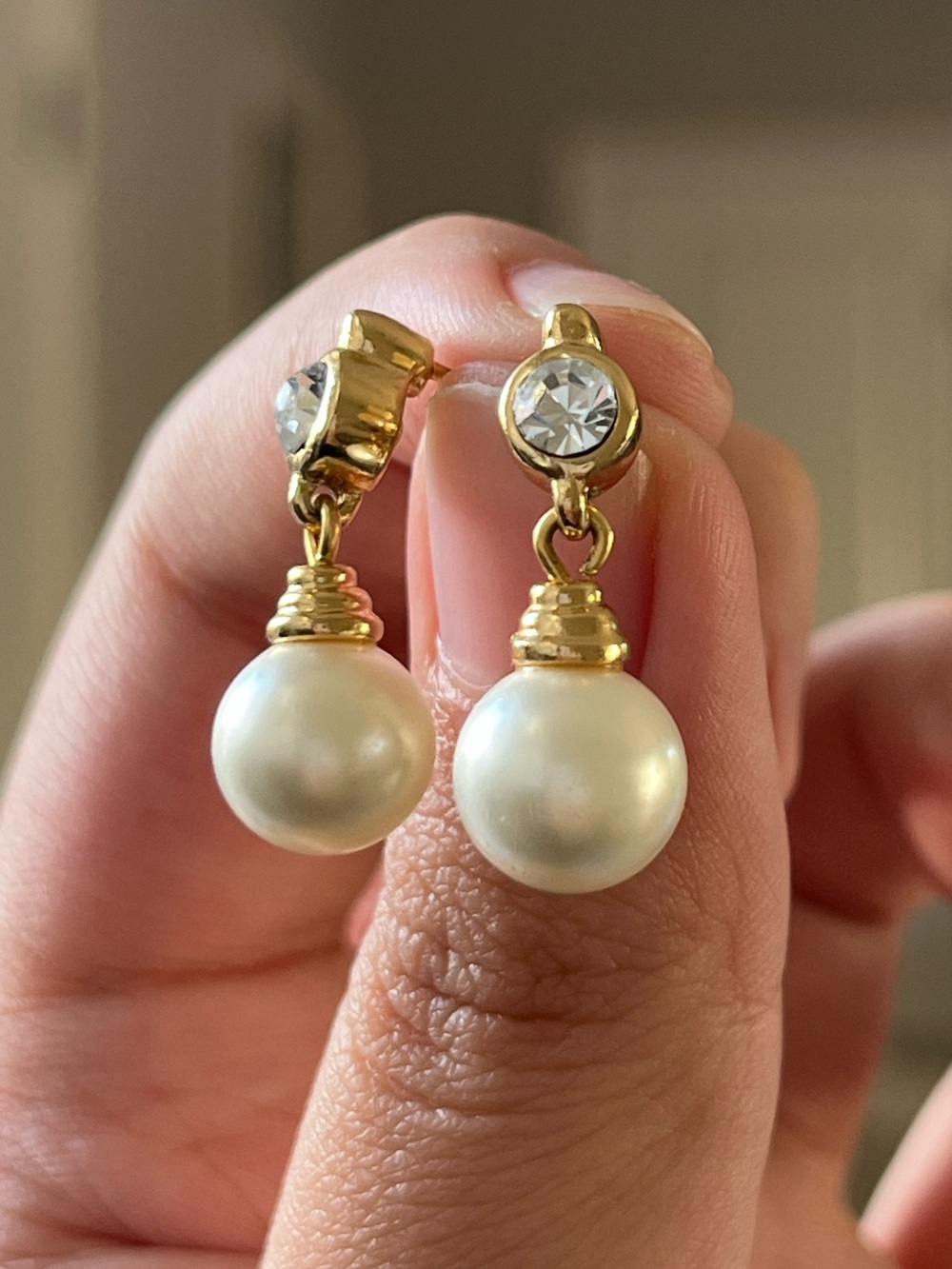 Vintage Christian Dior Round Pearl Drop Dangle Rhinestone 14k Gold Post Earrings - Picture 3 of 8